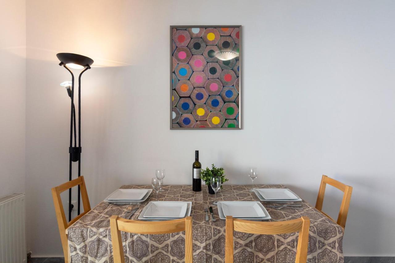 Central 3Bd Apt. Near Acropolis Athens Ngoại thất bức ảnh